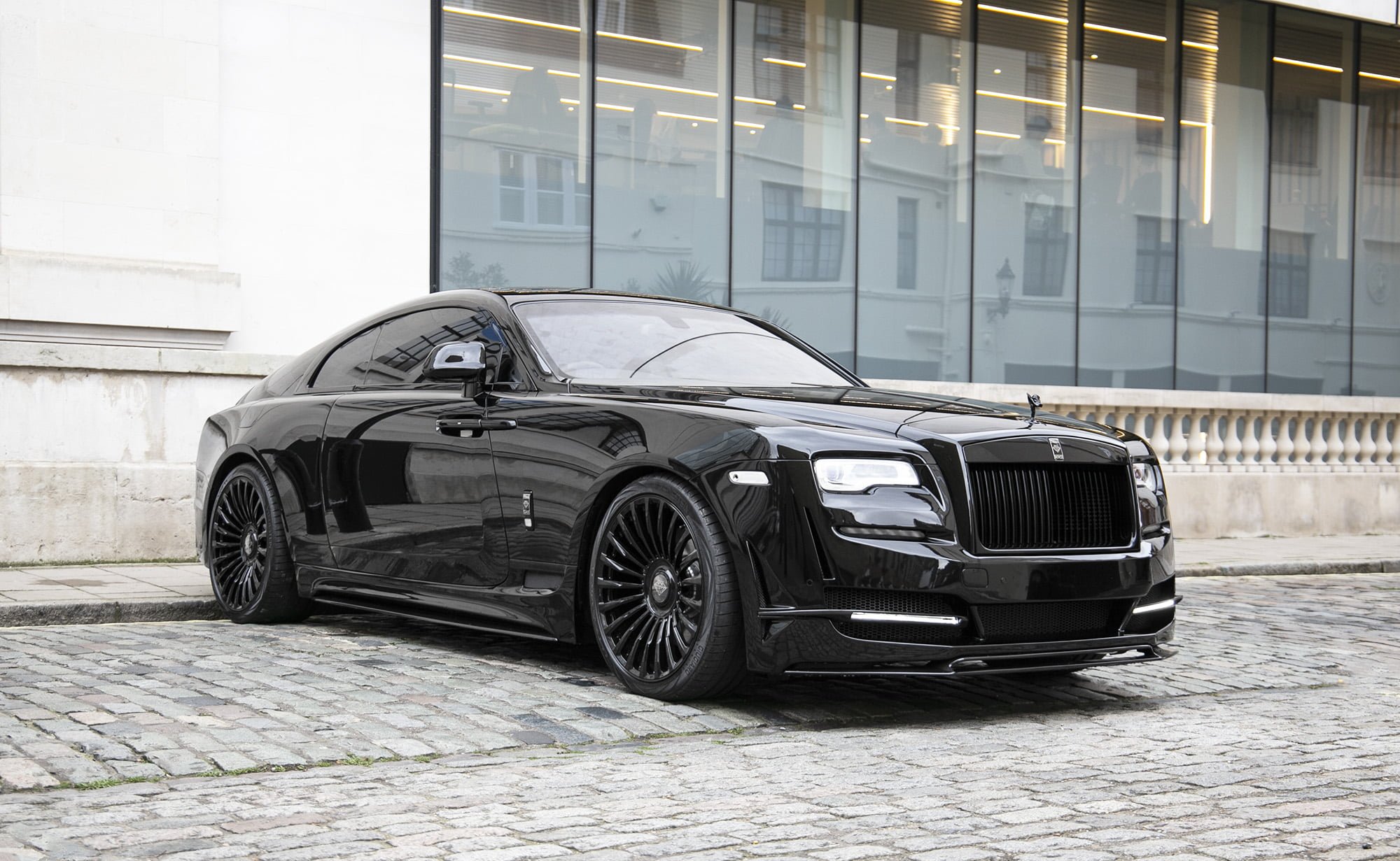 Роллс ройс wraith 2022