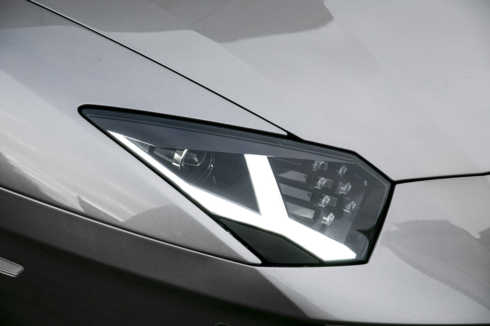 Lamborghini Aventador Roadster